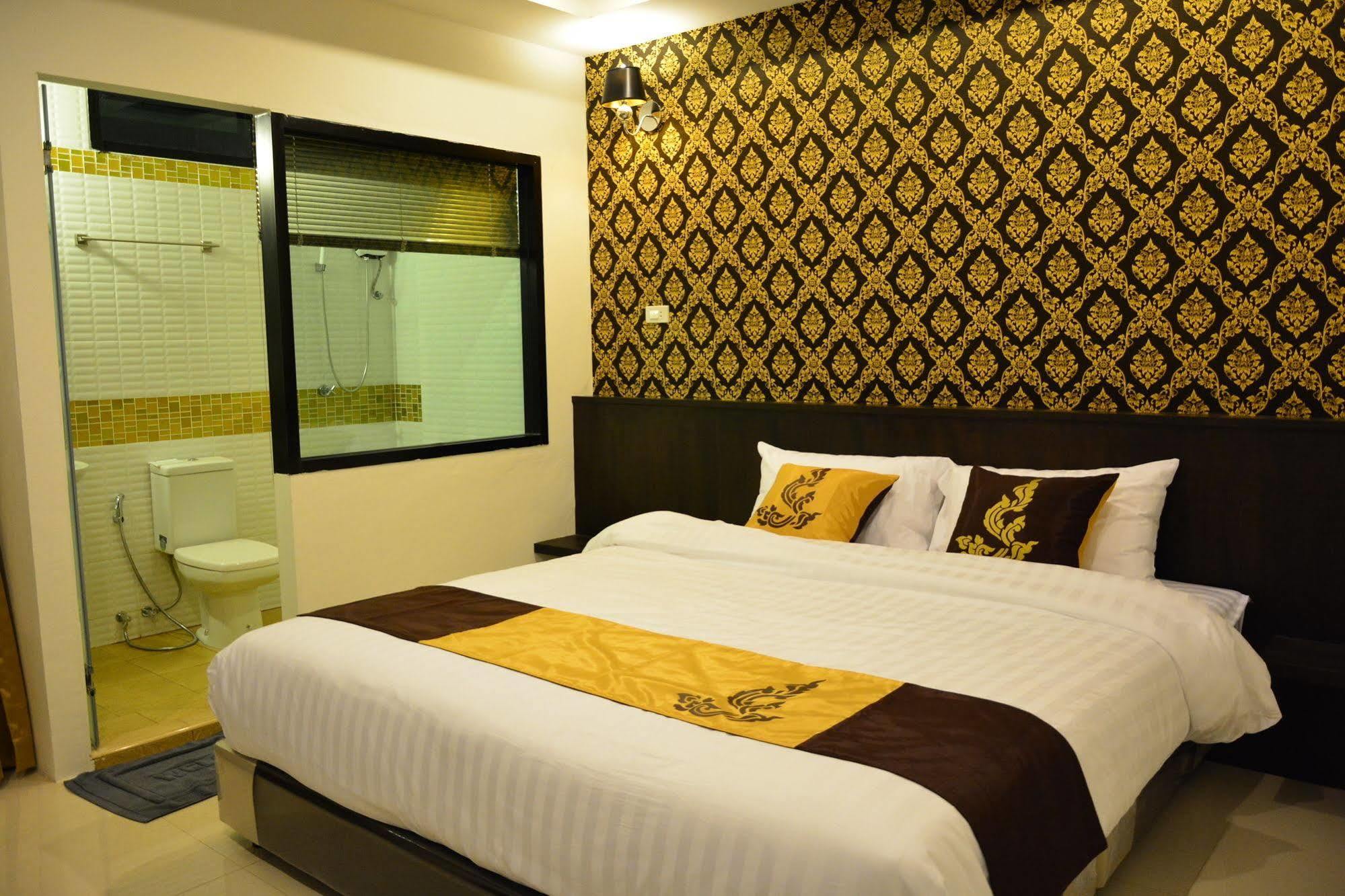Adamaz House Wisma tamu 2*